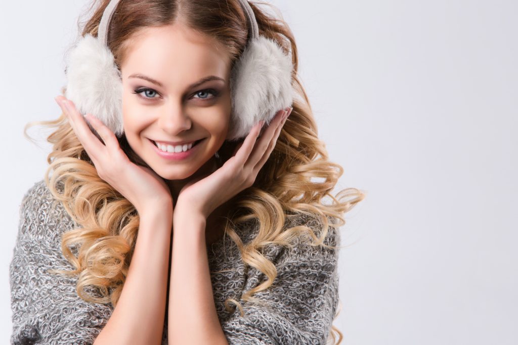 Por qué abrigar las orejas en otoño e invierno - El Blog de Medical Óptica  Audición