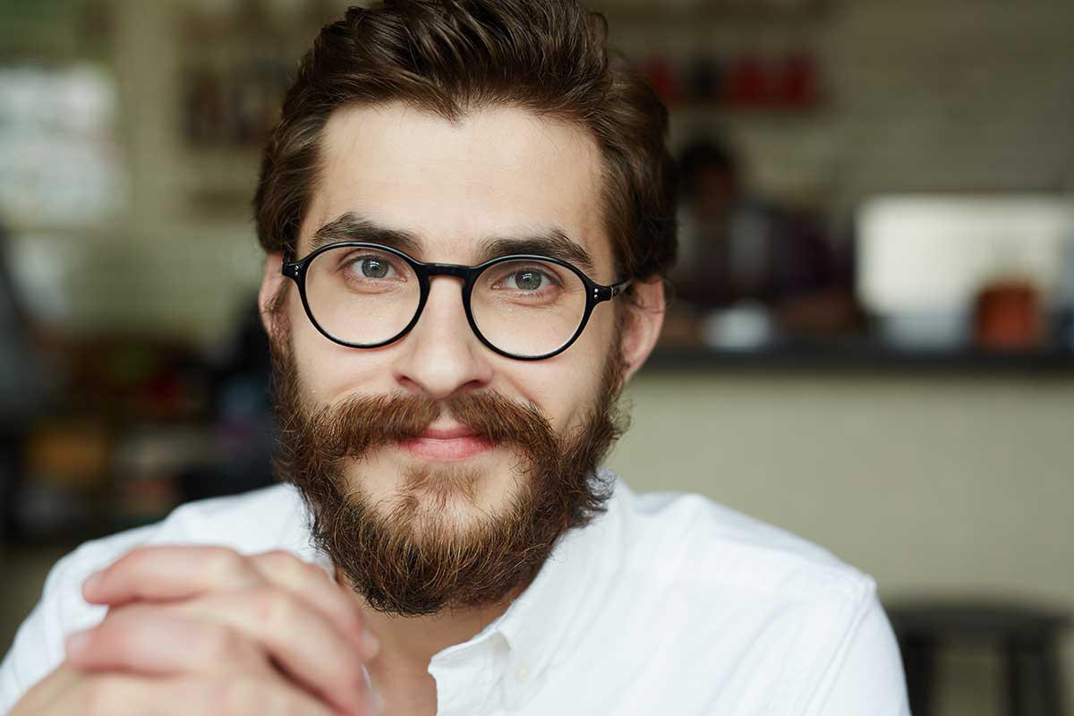¿Qué es el tratamiento antirreflejante para las gafas?